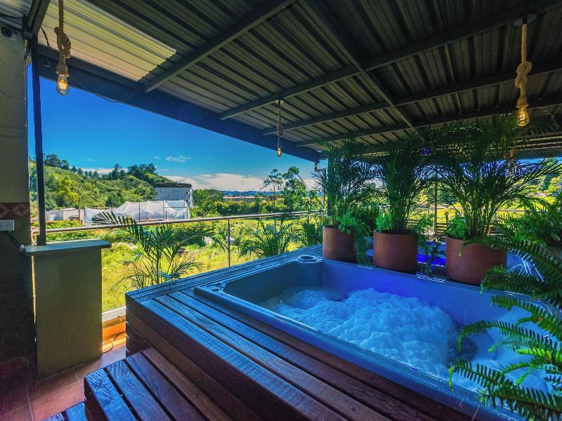 Bamba Hotel Guatapa image