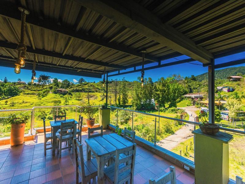 Bamba Hotel Guatapa image