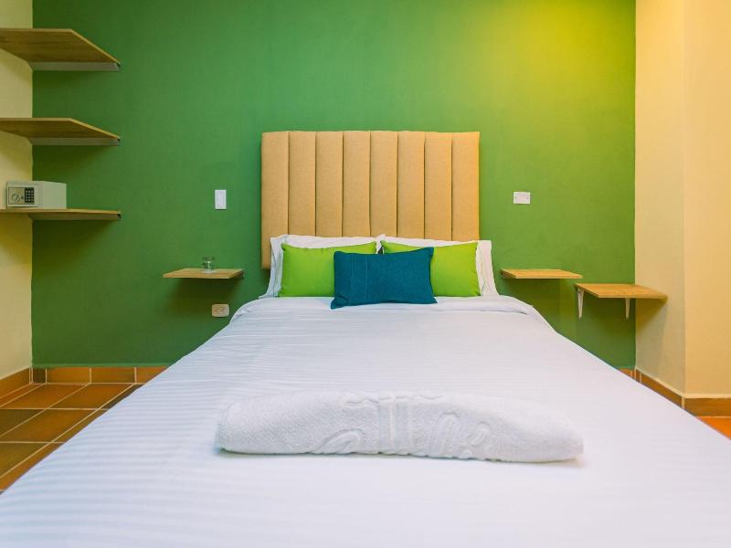 Bamba Hotel Guatapa image