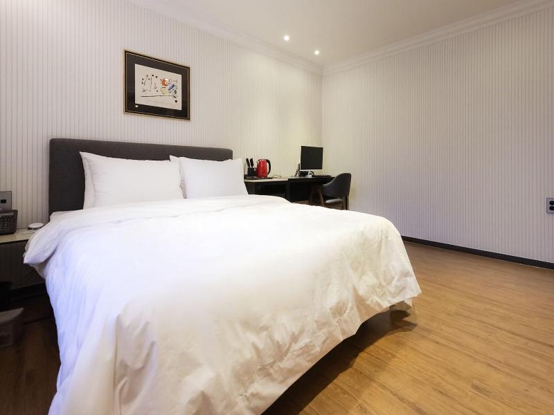 Browndot Hotel Centum City Bexco image
