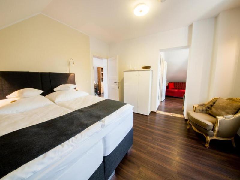 Landhotel Alte Tv?pferei image