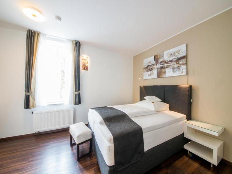 Landhotel Alte Tv?pferei image