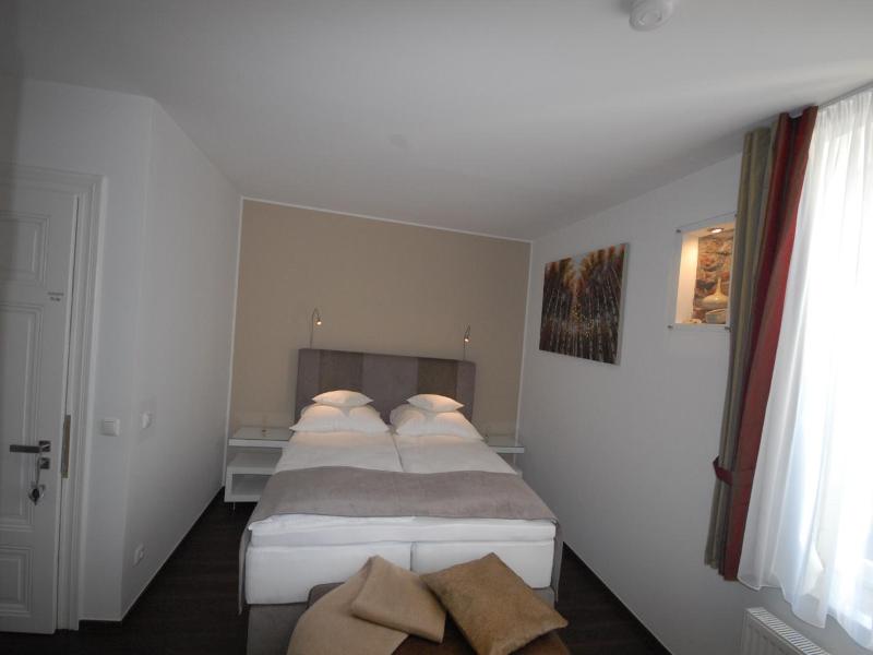 Landhotel Alte Tv?pferei image