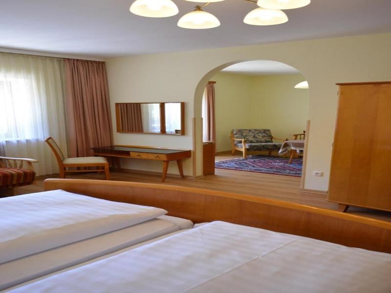 Hotel Garni Sonnenhof image