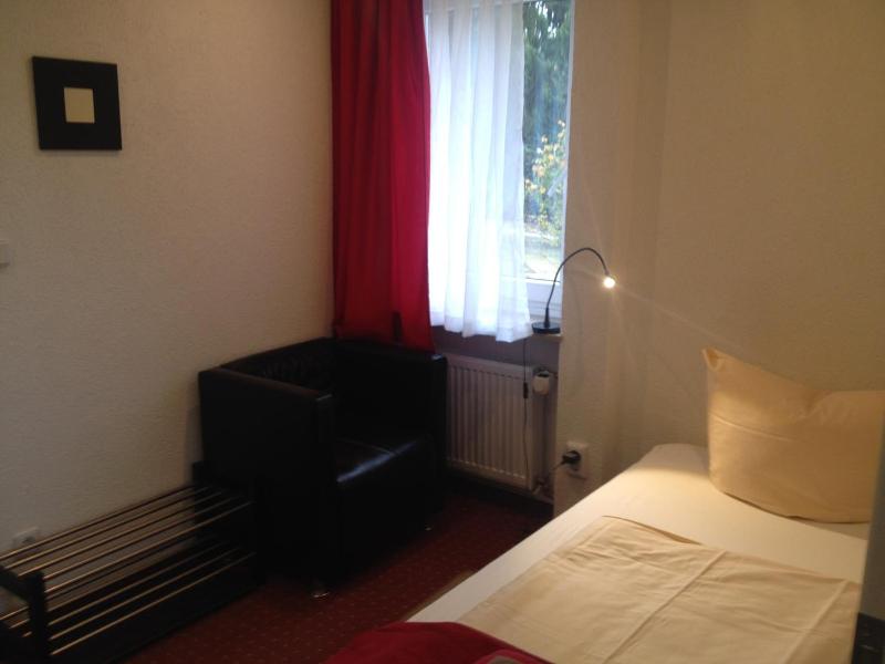 Hotel Saarland Lebach image