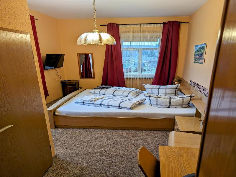 Bahnhotel Dippoldiswalde image