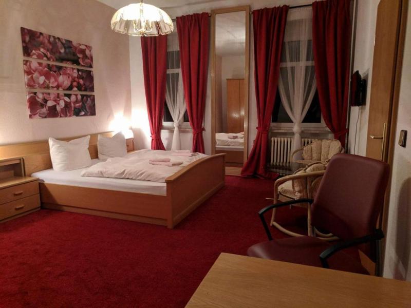 Bahnhotel Dippoldiswalde image
