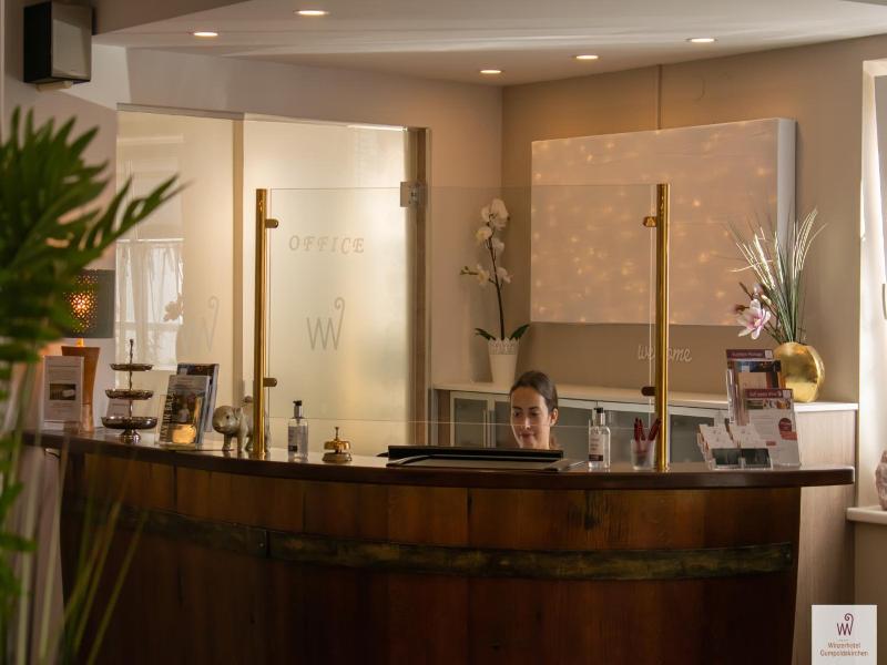 Winzerhotel Gumpoldskirchen image