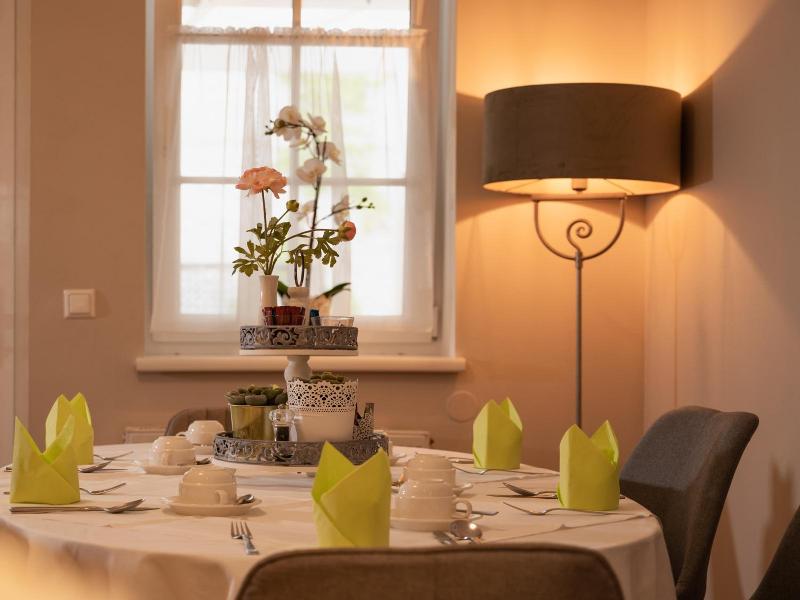Winzerhotel Gumpoldskirchen image
