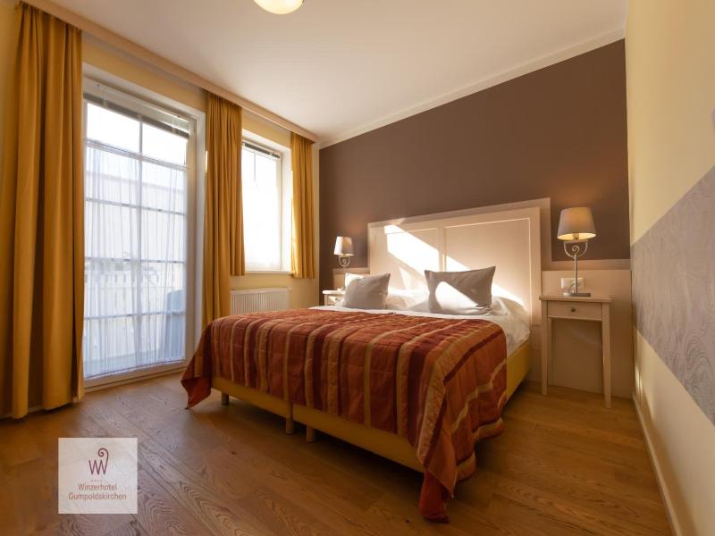 Winzerhotel Gumpoldskirchen image
