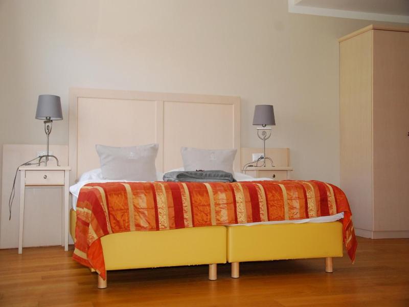 Winzerhotel Gumpoldskirchen image