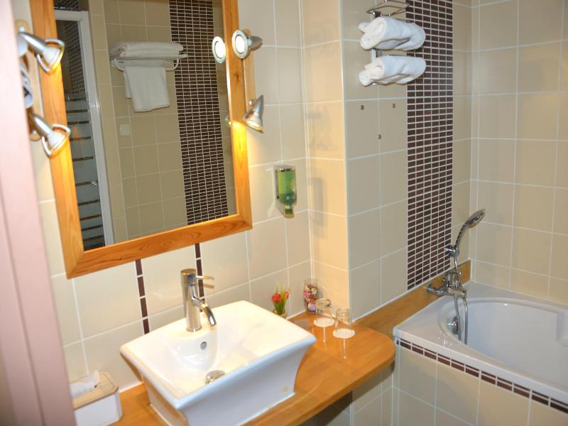 Best Western Golf d'Albon image