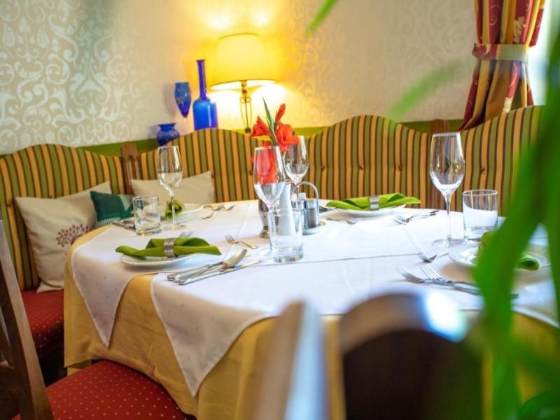 Landhotel Waldmv Hle image
