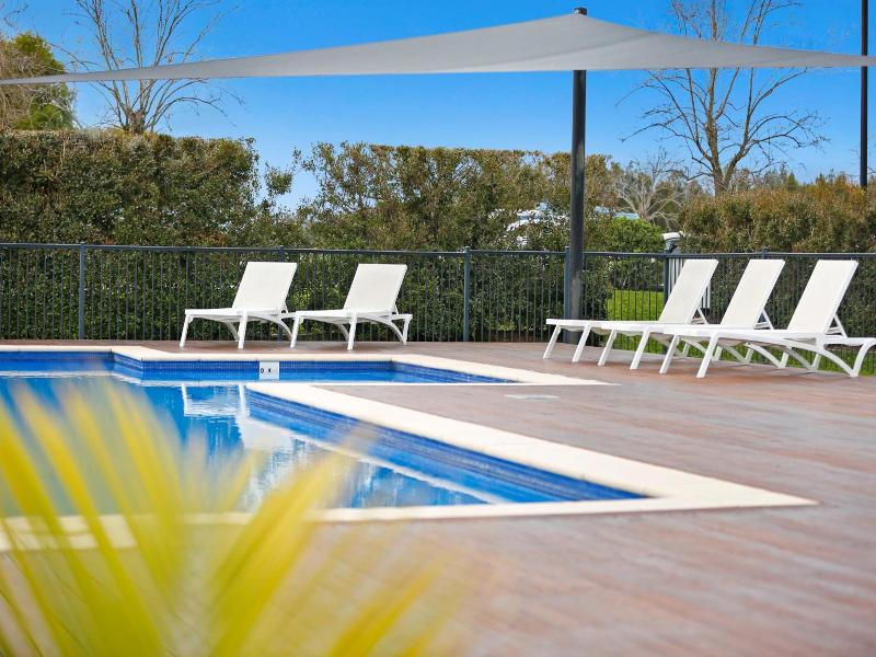 Springs Shoalhaven Nowra image