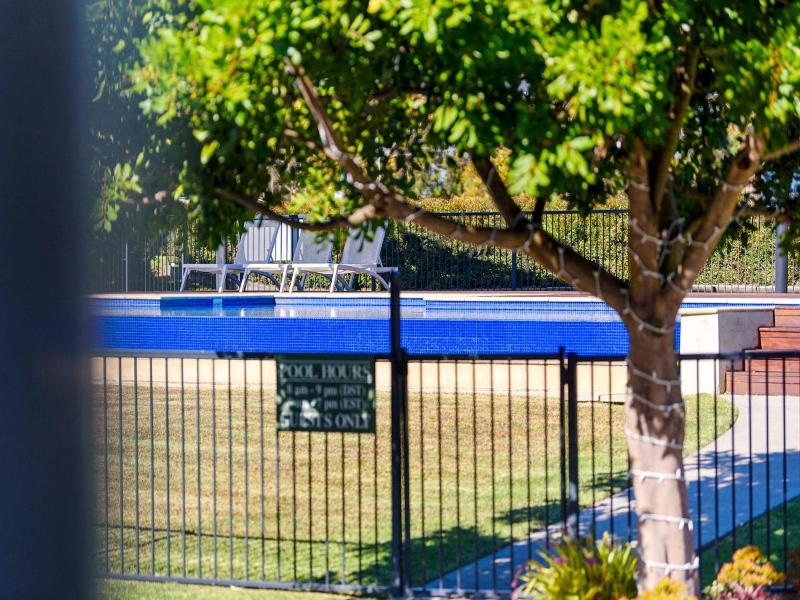 Springs Shoalhaven Nowra image
