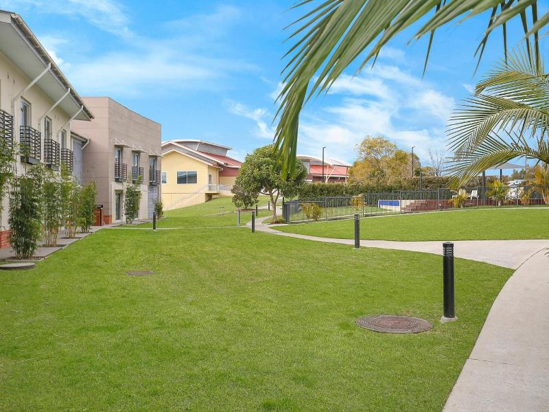 Springs Shoalhaven Nowra image