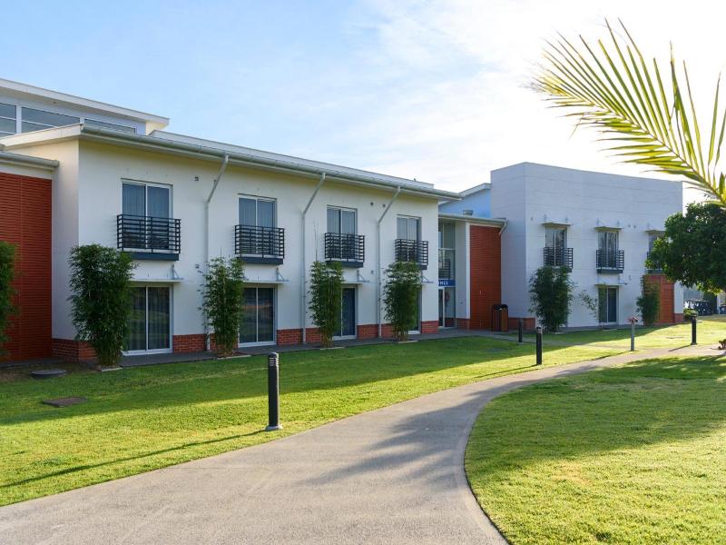 Springs Shoalhaven Nowra image