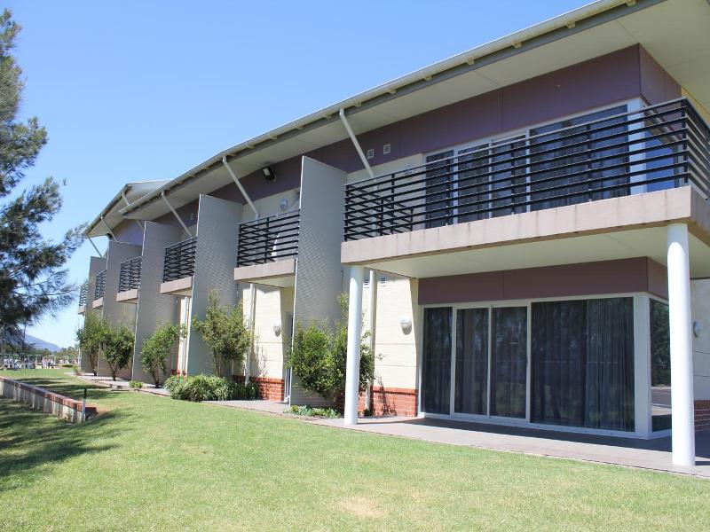 Springs Shoalhaven Nowra image