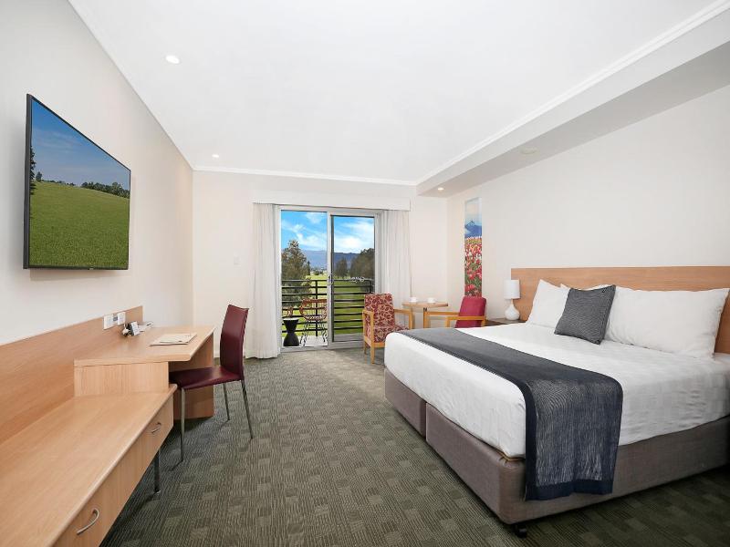Springs Shoalhaven Nowra image