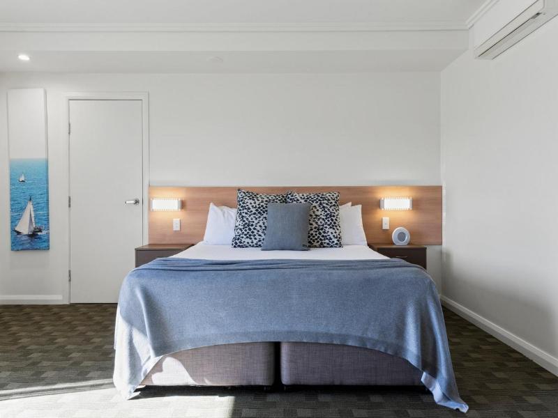 Springs Shoalhaven Nowra image