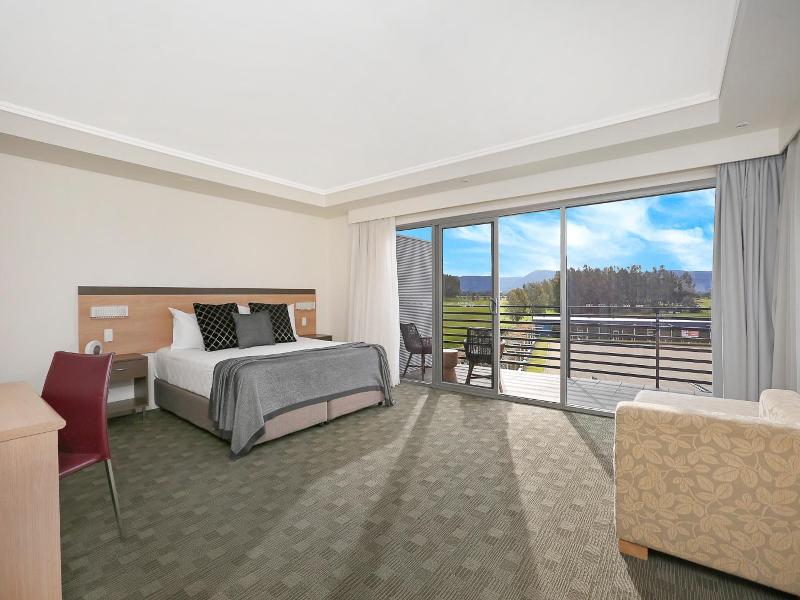 Springs Shoalhaven Nowra image