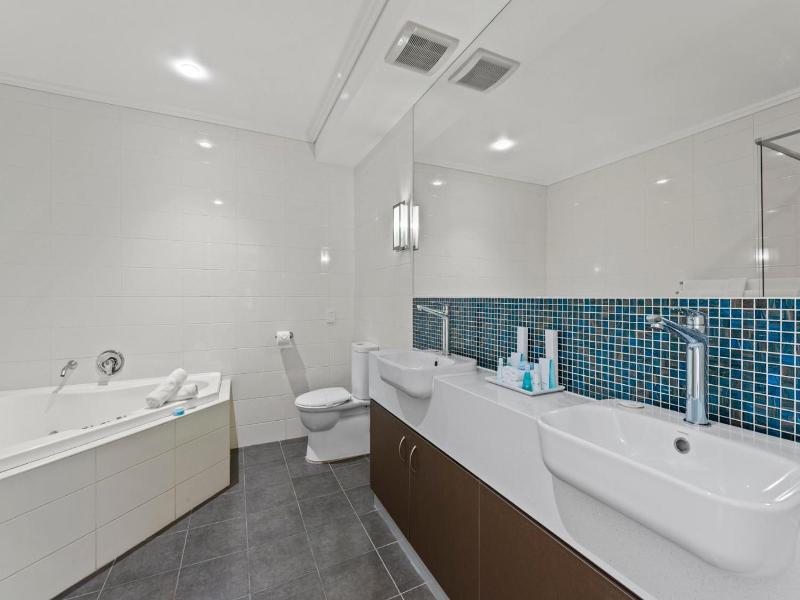 Springs Shoalhaven Nowra image