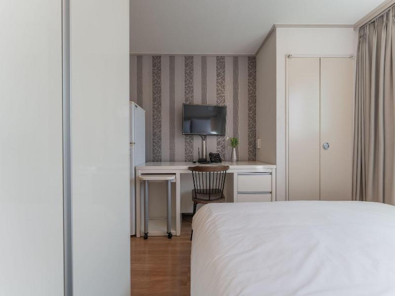 Staywell Hotel image