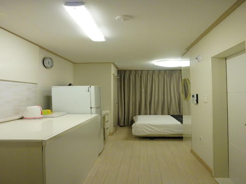 Staywell Hotel image