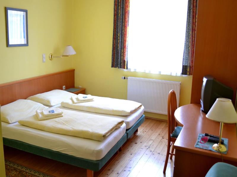 Gasthof Redl image