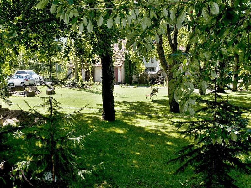 Balv Novvo Hotel A Pivovar Rade V N image
