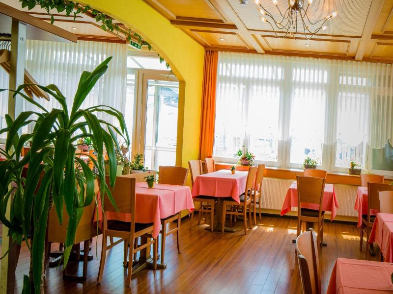 Hotel Heilquelle image