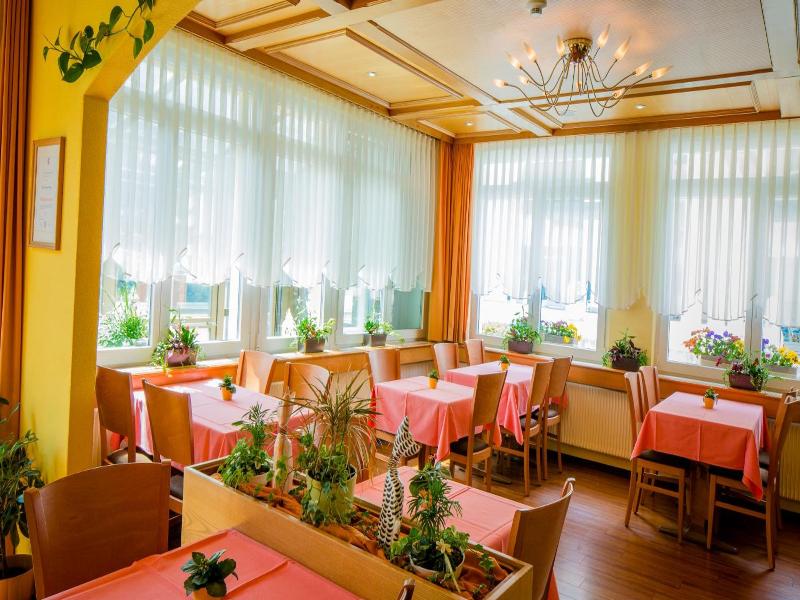 Hotel Heilquelle image