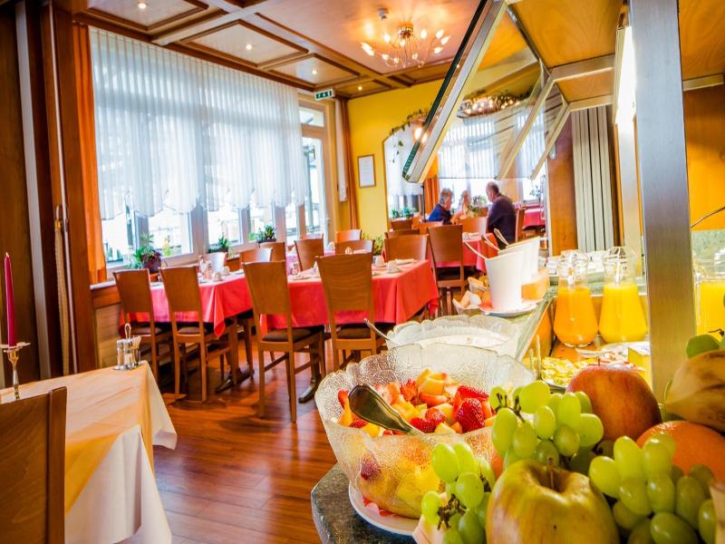 Hotel Heilquelle image