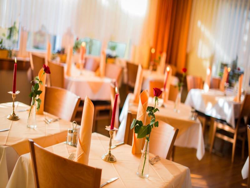 Hotel Heilquelle image