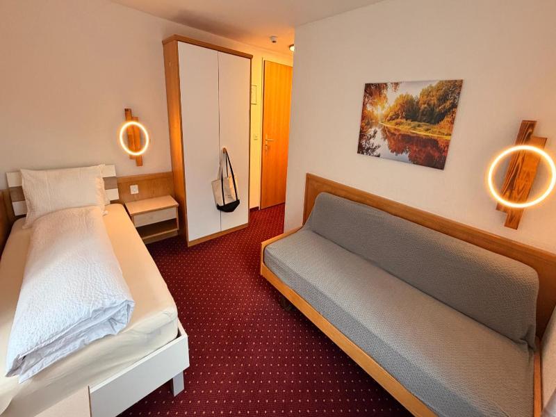 Hotel Heilquelle image