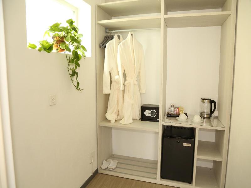 Al Pozz Boutique Resort image