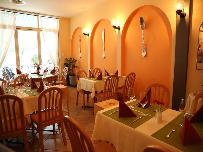 Al Pozz Boutique Resort image