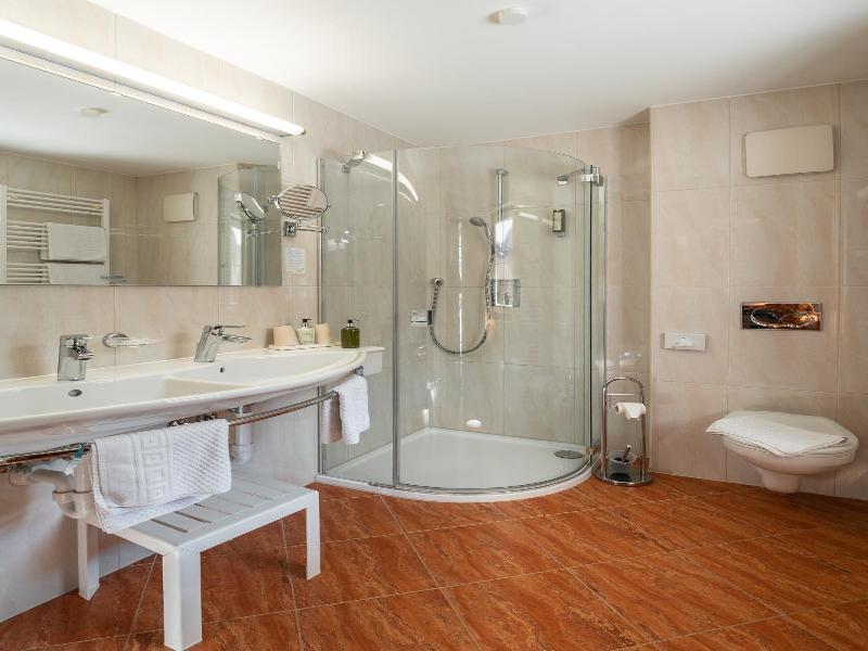 Sylvana S Wohlfv Hl Hotel image