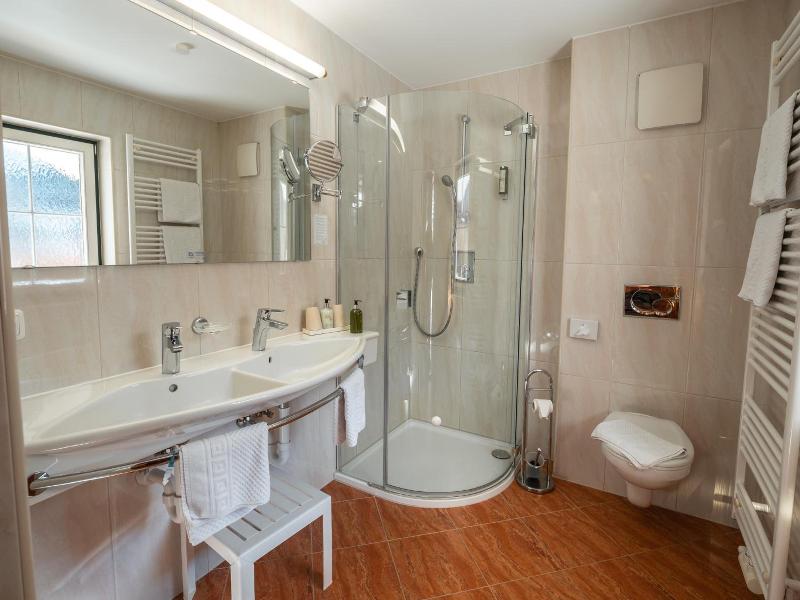 Sylvana S Wohlfv Hl Hotel image