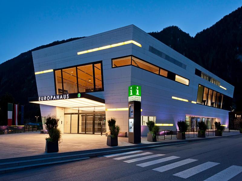 Sylvana S Wohlfv Hl Hotel image
