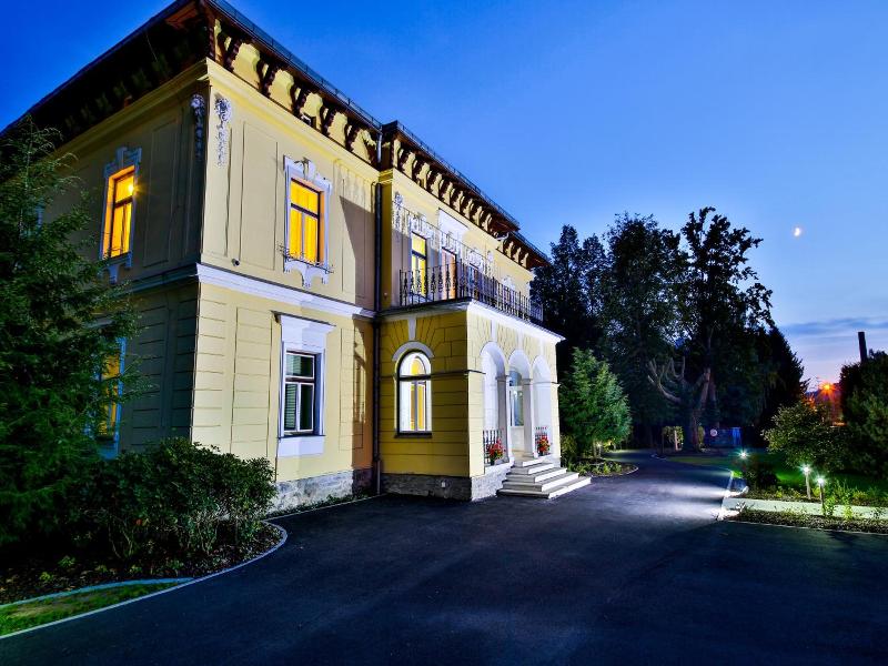 Villa Aurelie image