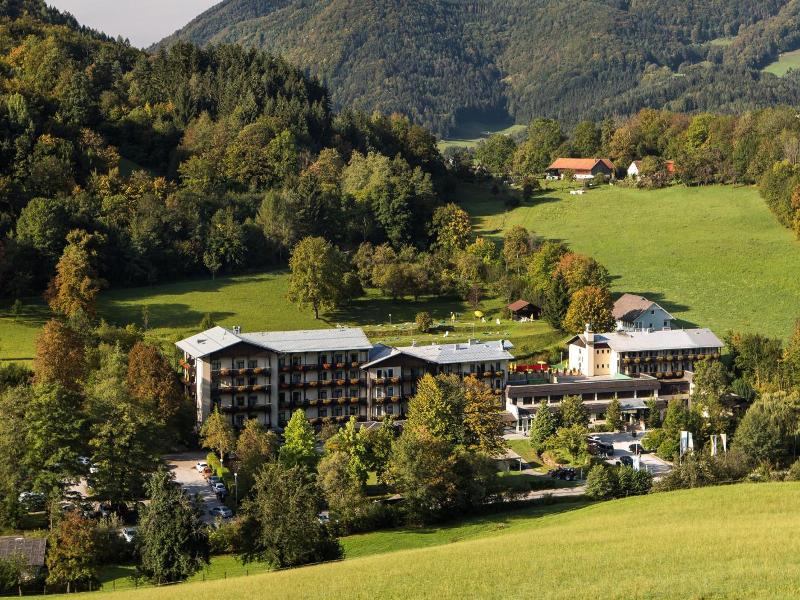Gesundheits Wellnessresort Salzerbad