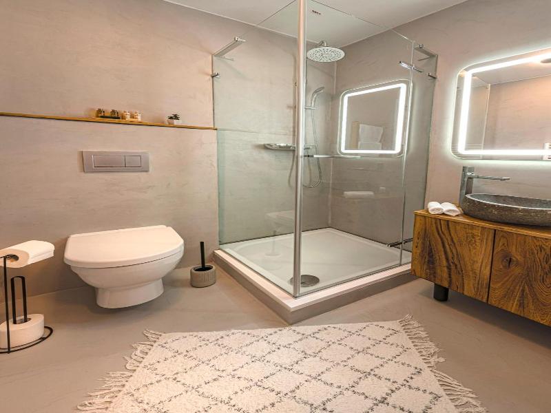Boutique Hotel Spa Doma U Nv S Entry Aquacity Free image