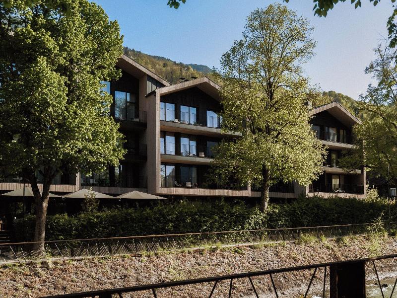 Amrai Suites image