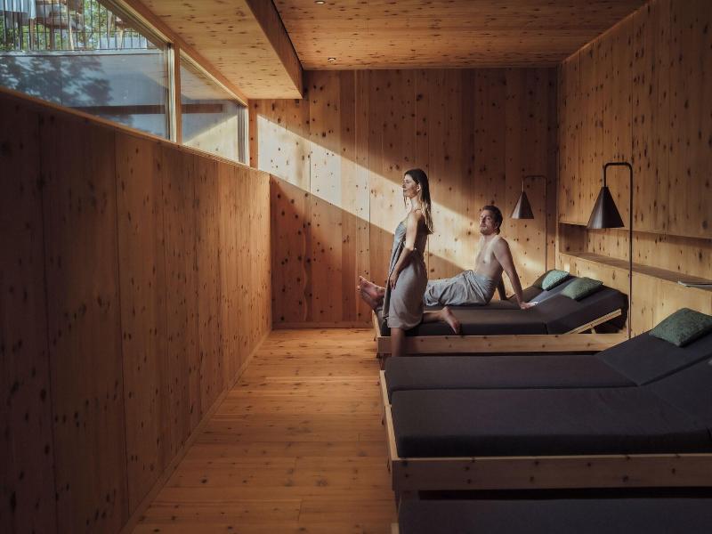 Amrai Suites image