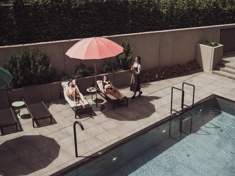 Amrai Suites image