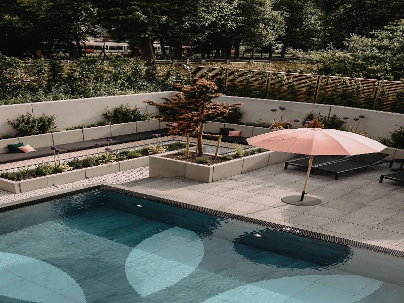 Amrai Suites image