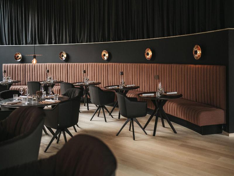 Amrai Suites image