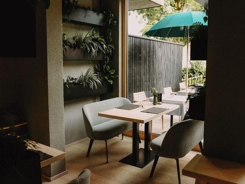 Amrai Suites image