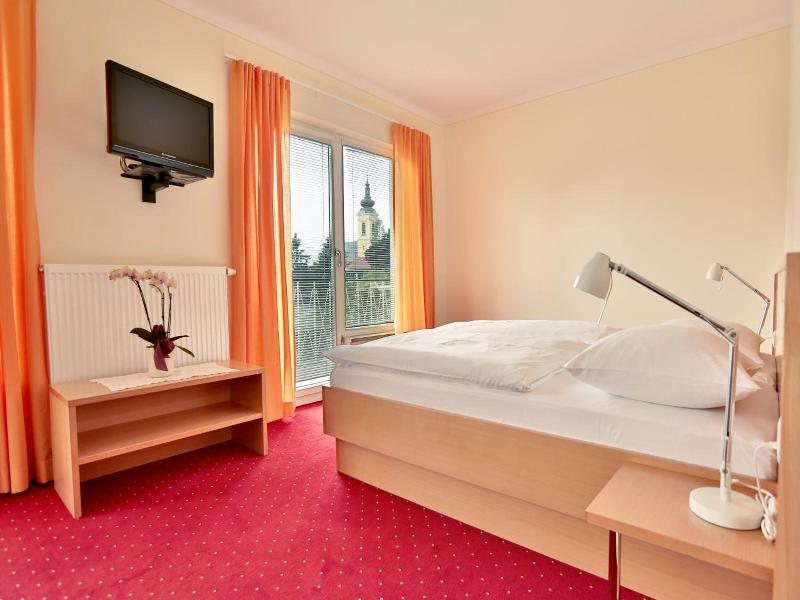 Hotel Reineldis image